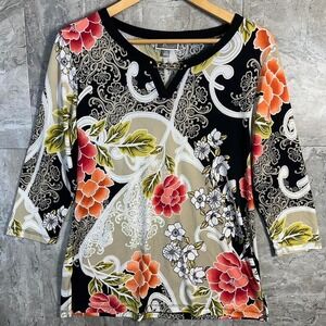 JM collections Floral V-neck 3/4 sleeve blouse in black hues Woman's S